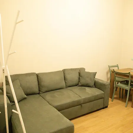 Stadium Modern Flat Apartment