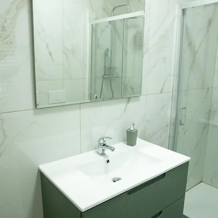 Stadium Modern Flat *