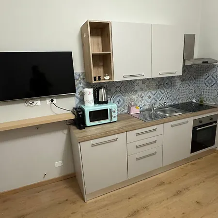 Stadium Modern Flat *