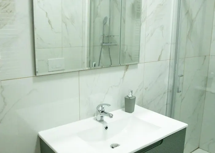 Stadium Modern Flat *